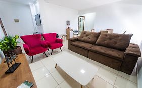 Apartamento Familiar encantador , com estacionamento incluído