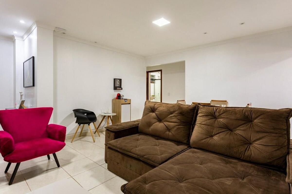 Apartamento Familiar encantador , com estacionamento incluído Brasília Exterior foto