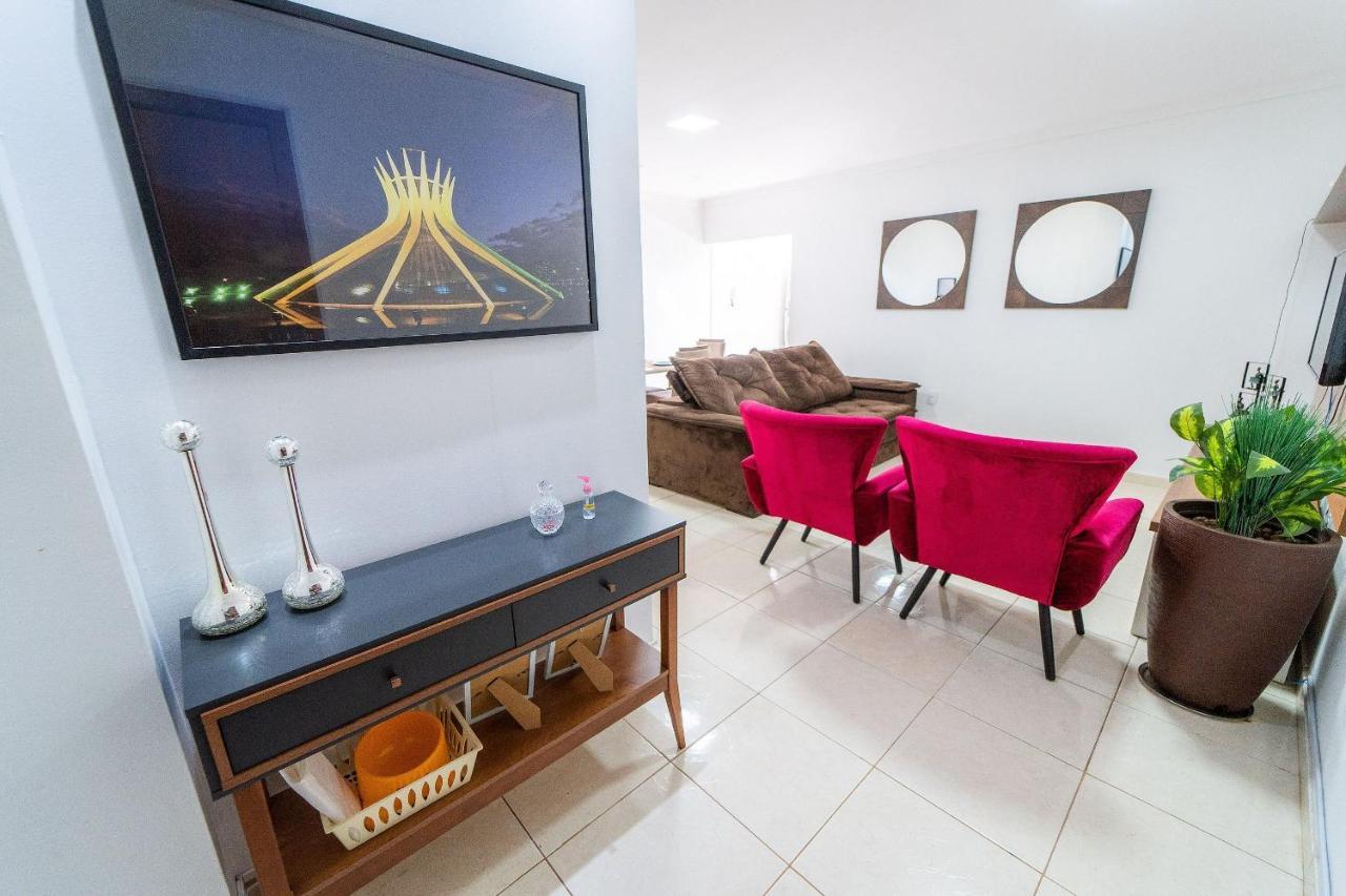 Apartamento Familiar encantador , com estacionamento incluído Brasília Exterior foto